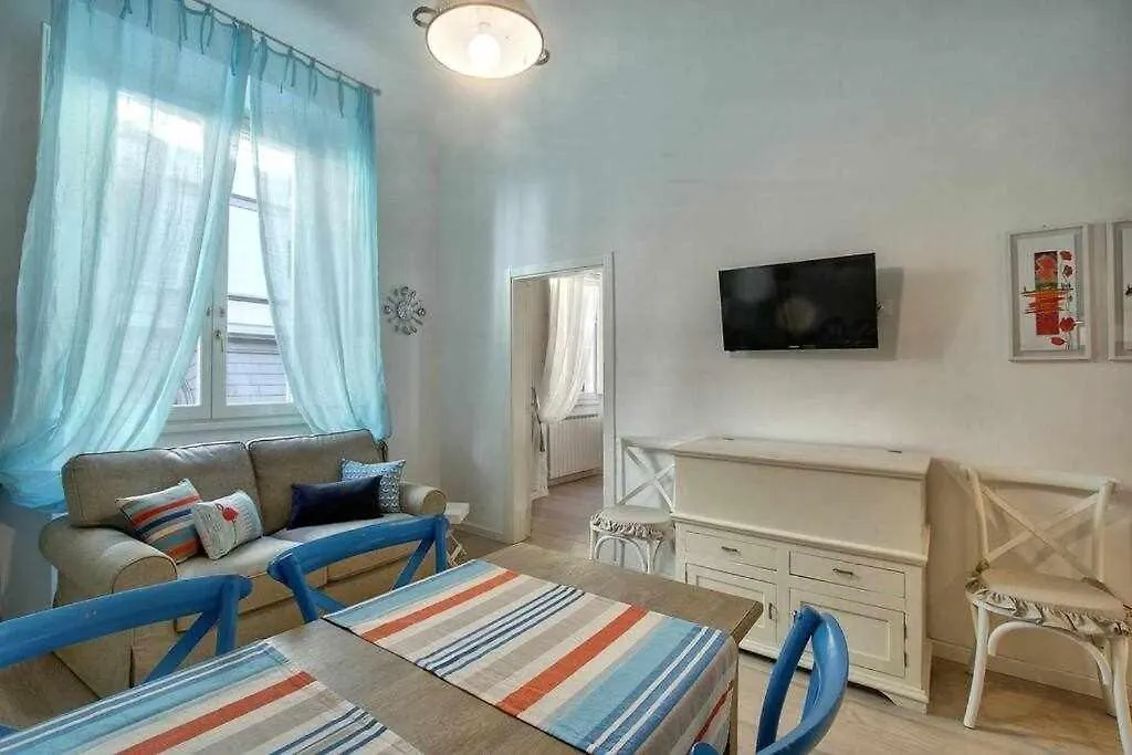 San Marco Elegant Apartment location